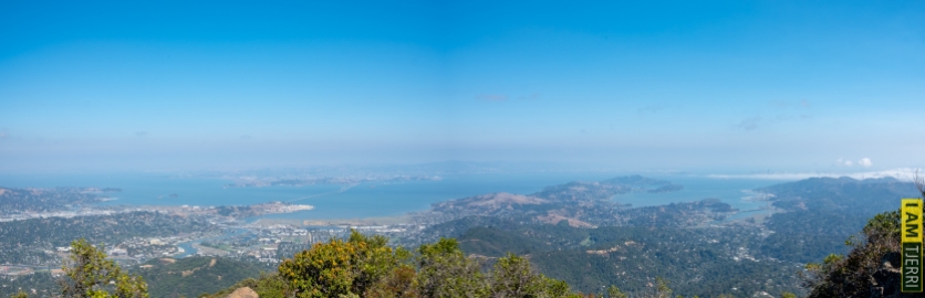 Panorama foto van de Baai van San Francisco (brug rechts!)